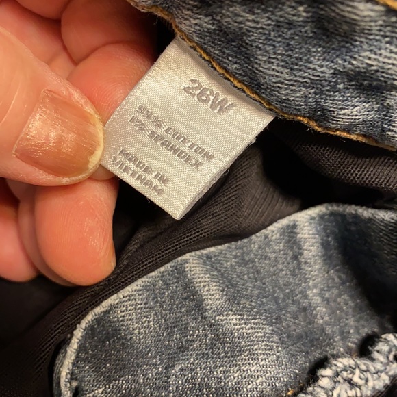 ⭐️❤️BUNDLE 3 Women’s Pants 4 $25.00 ⭐️❤️Women’s Fashion Bug Jeans Size 26W - Picture 4 of 7